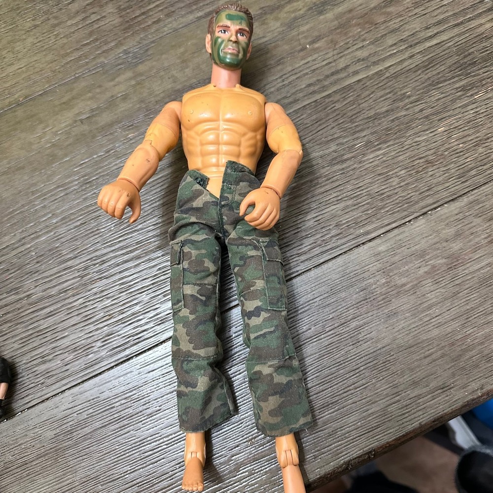 Vintage 1996 GI Joe 12 inch Military Action Figure